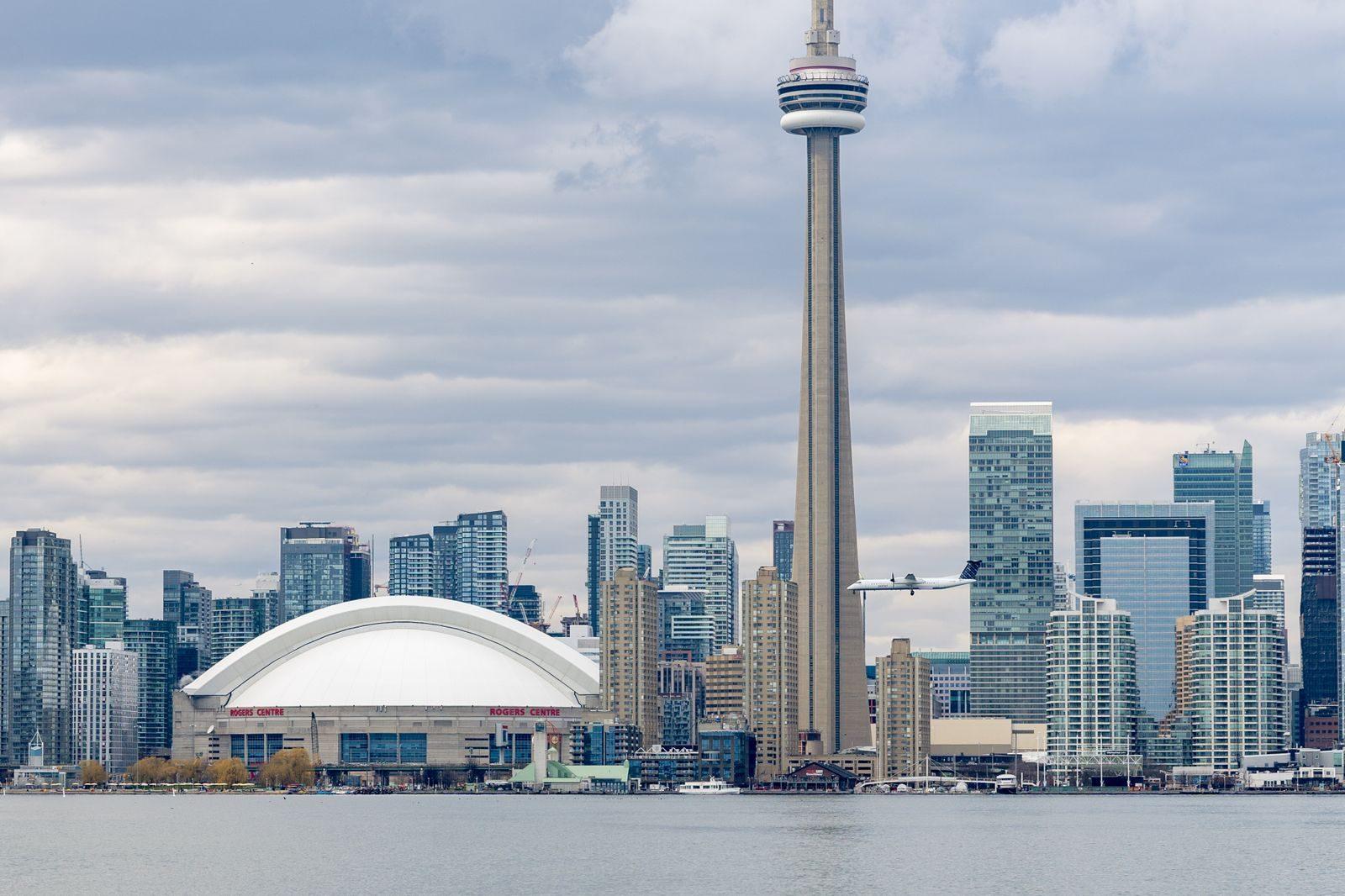 What Differentiates the Best Condo Management Companies in Toronto: A Board's Strategic Guide